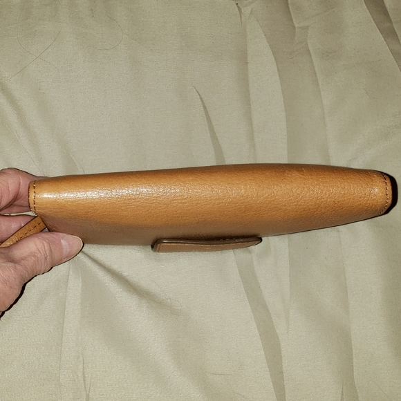 Fossil Full Size Tan Wallet - Picture 4 of 6